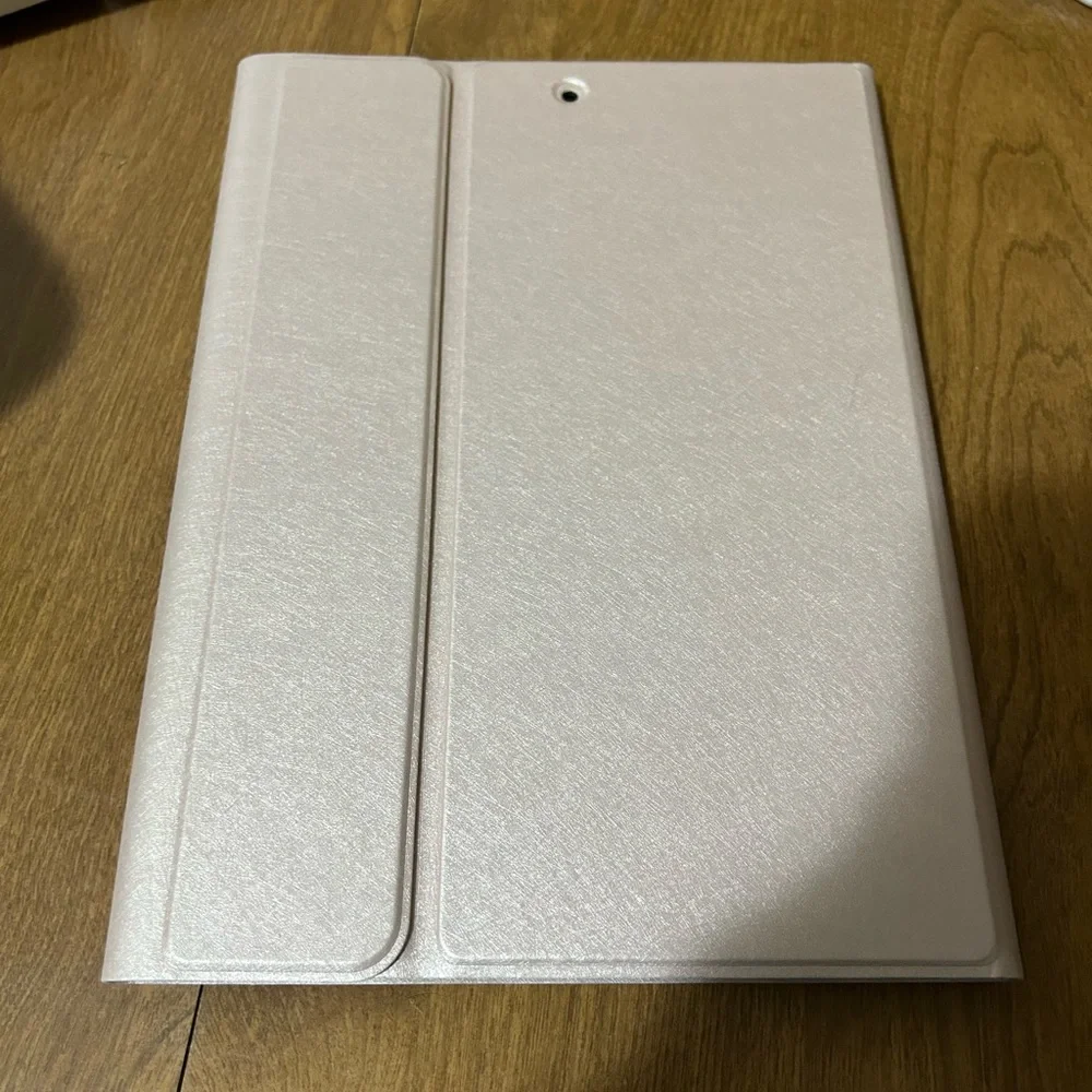 Pink IPad Case with Magnetic Bluetooth Keyboard